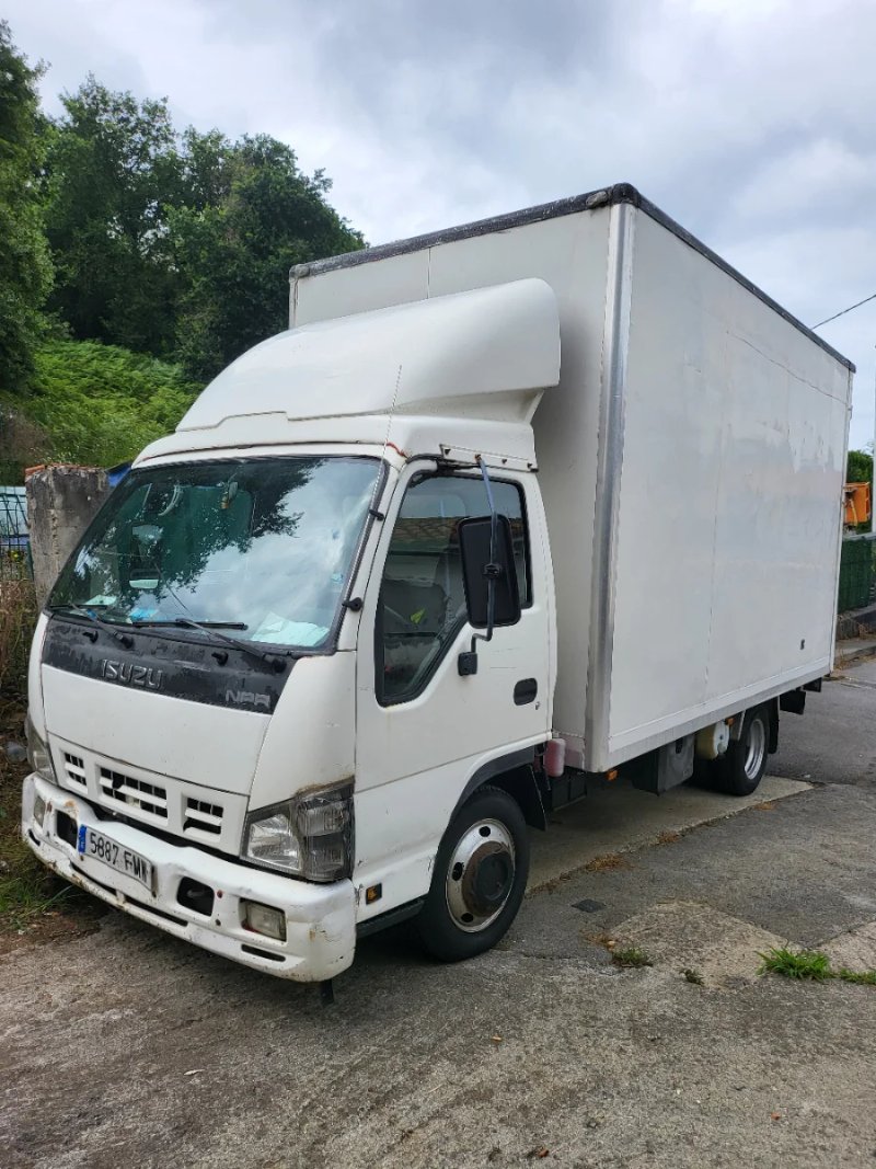 Isuzu NPR 2007 - foto 1
