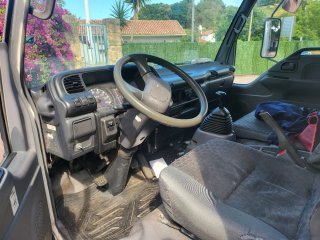 Isuzu NPR 2007