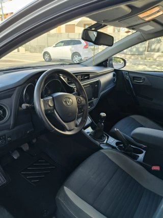 Toyota Auris 2016