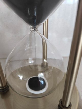 Clessidra in metallo e vetro
