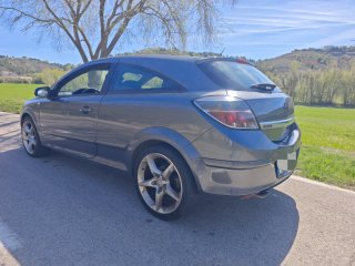 Opel Astra GTC 1.9cdti 150cv (pegatina B)