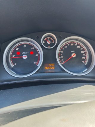 Opel Astra GTC 1.9cdti 150cv (pegatina B)