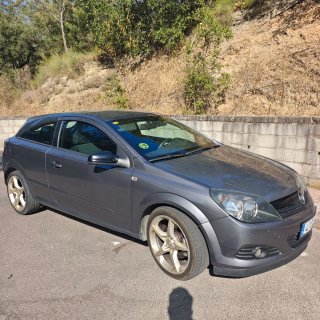 Opel Astra GTC 1.9cdti 150cv (pegatina B)