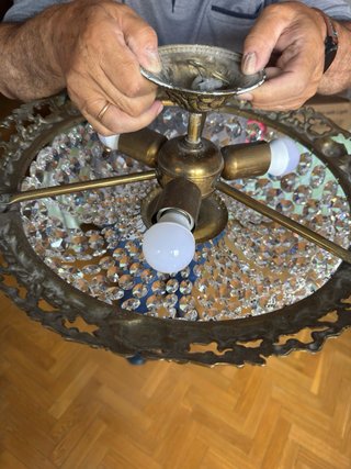 Lámpara de araña bronce y cristal