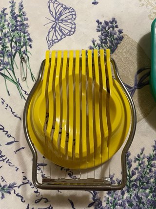 Taglia uovo e taglia mela