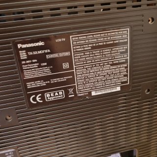 Televisión Panasonic Negra 38 pulgadas