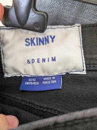 Pantalón H&M Skinny Negro Talla 32