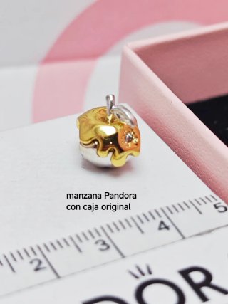 Charm Manzana Pandora disney Plata