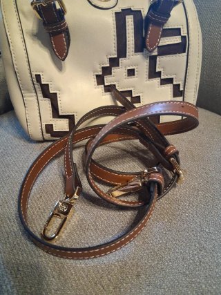 Borsa Tory Burch bianca con dettagli marroni