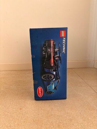 LEGO Technic Bugatti Chiron 42083