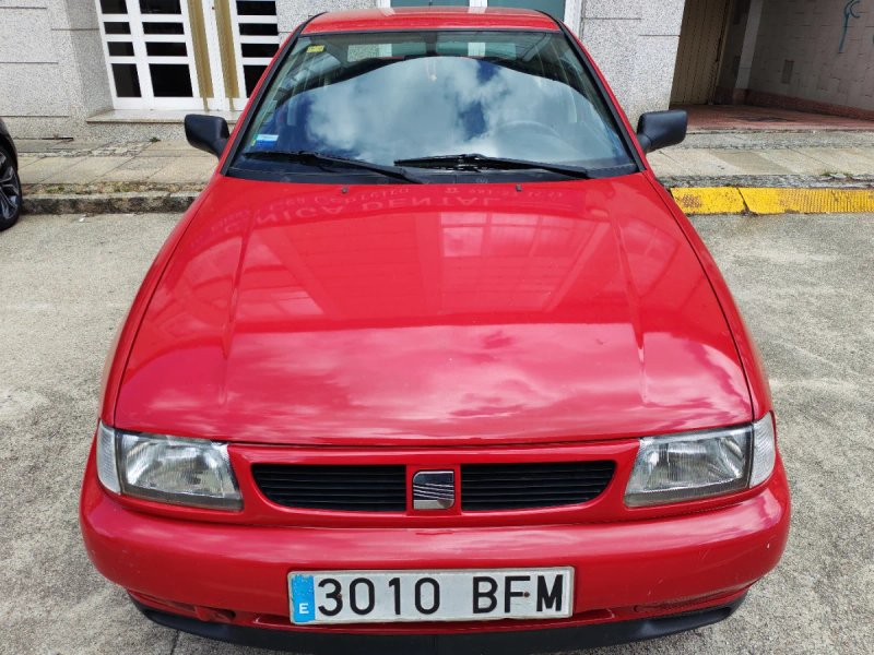 SEAT Cordoba 2001 - foto 1