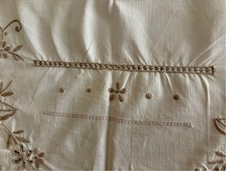 Tovaglia vintage anni '60 ricamata