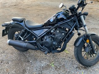 Honda Rebel CMX500 Negra - 4.000 km
