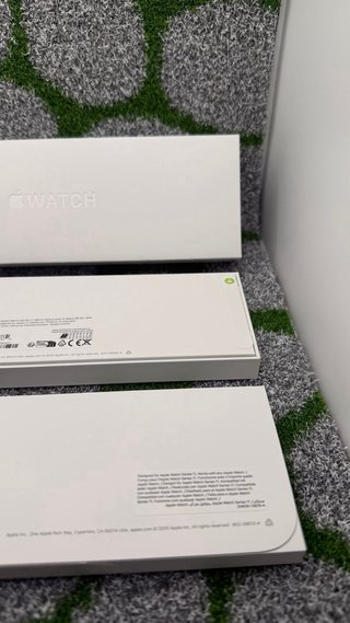 Apple Watch 11 46mm GPS Silver - Nuovo Sigillato