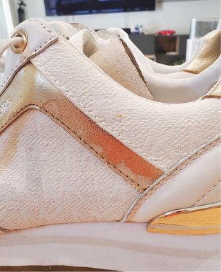 Zapatillas Michael Kors Blancas y Doradas