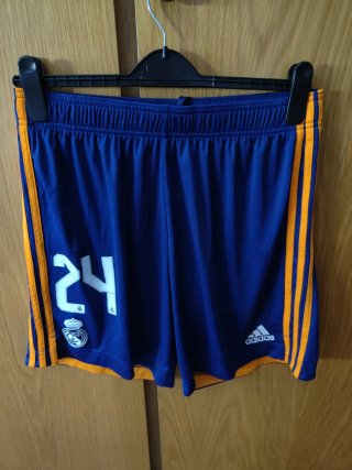 2 Pantalones Adidas Real Madrid Talla L