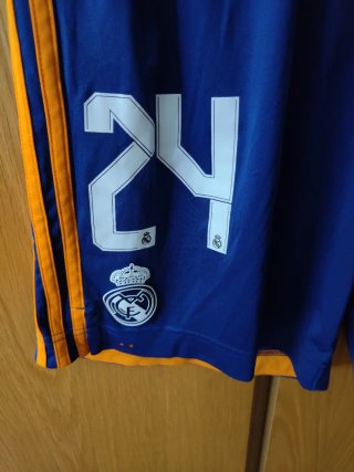 2 Pantalones Adidas Real Madrid Talla L