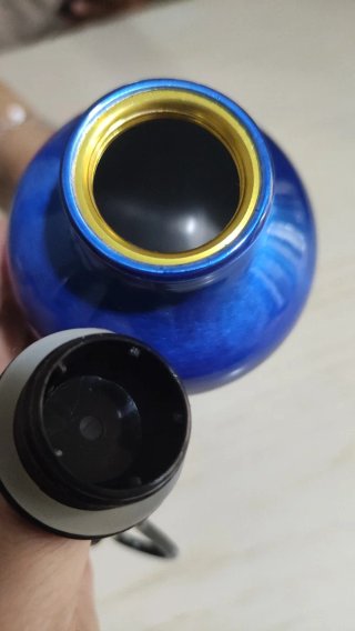 Borraccia in alluminio blu
