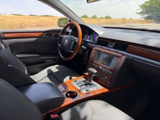 Volkswagen Phaeton TDI 3.0 V6