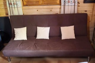 Sofá cama click marrón (arreglar patas).