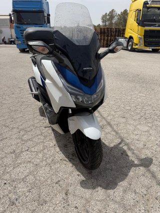 Honda Forza 125 2016