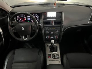 Renault Latitude 2010  PANO. CAM.