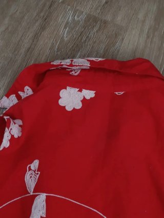 Camisa senhora Jaramago floral vermelha