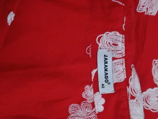 Camisa senhora Jaramago floral vermelha