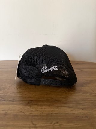 Cappello Corteiz Nero con Ricamo Stelle