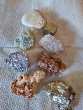 Collezione 22 Minerali e Pietre Naturali
