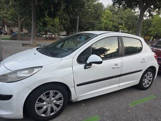 Peugeot 207 2009