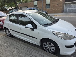 Peugeot 207 2009