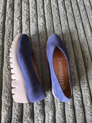 Zapatos Wonders ante azul talla 37, 20€