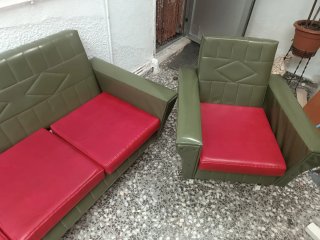 Sofá y sillones skay verde y rojo vintage