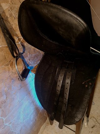 SILLA DE MONTAR WINTEC/negra, 16,5"/42 cm