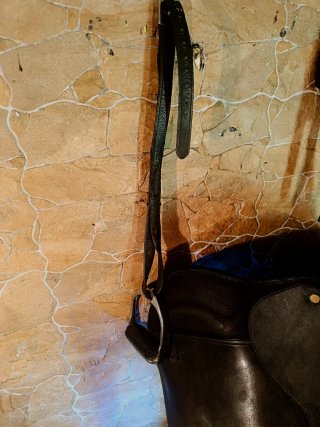 SILLA DE MONTAR WINTEC/negra, 16,5"/42 cm