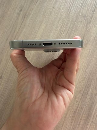 iPhone 15 pro Max Gris Metalizado