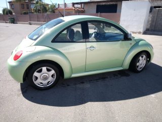 wolsvaguen  new beetle 2000
