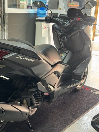 Yamaha XMAX 125 impoluta