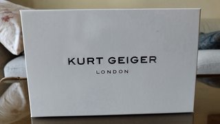 Sandalias Kurt Geiger amarillas con pedrería