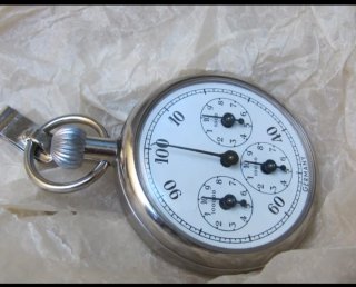 ANTIGUO PODÓMETRO DE BOLSILLO
