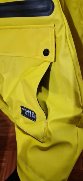 Chubasquero Alife&kickin amarillo Talla XS