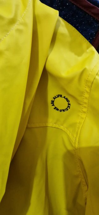 Chubasquero Alife&kickin amarillo Talla XS