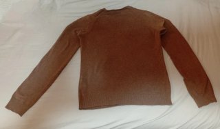 Jersey cuello pico Stradivarius Talla L