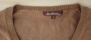 Jersey cuello pico Stradivarius Talla L