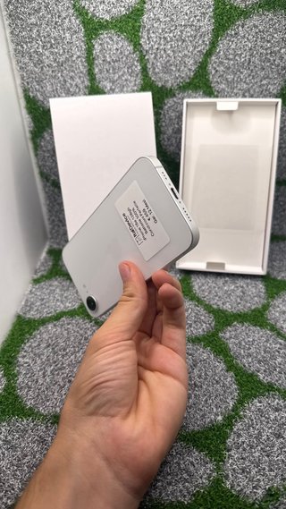 iPhone 16e 128GB Bianco - Perfette Condizioni 100%
