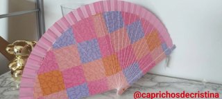 Abanico de madera con estampado.SOLO ENVIO