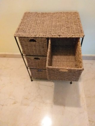 Mueble de mimbre con 6 cajones