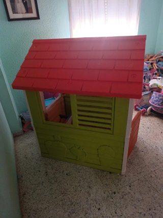 Casita infantil de plástico
