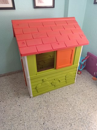Casita infantil de plástico